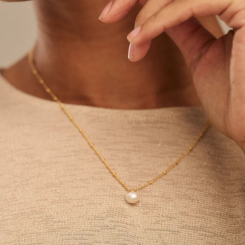 Classic Pearl Necklace & Earrings Gift Set