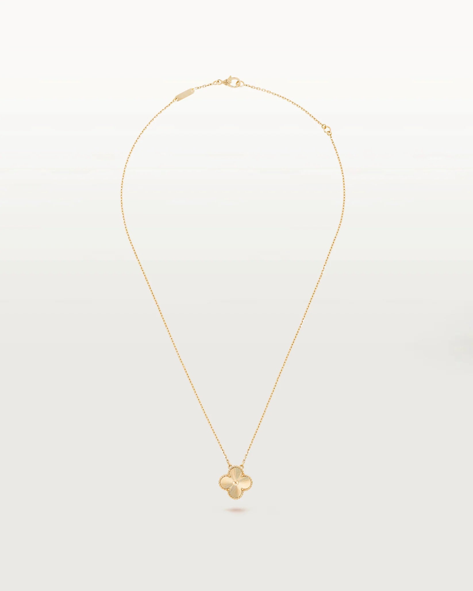 Lucky Clover Pendant Necklace