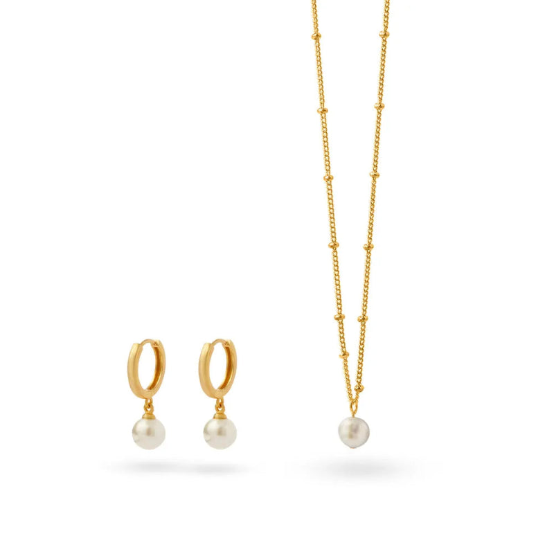 Classic Pearl Necklace & Earrings Gift Set