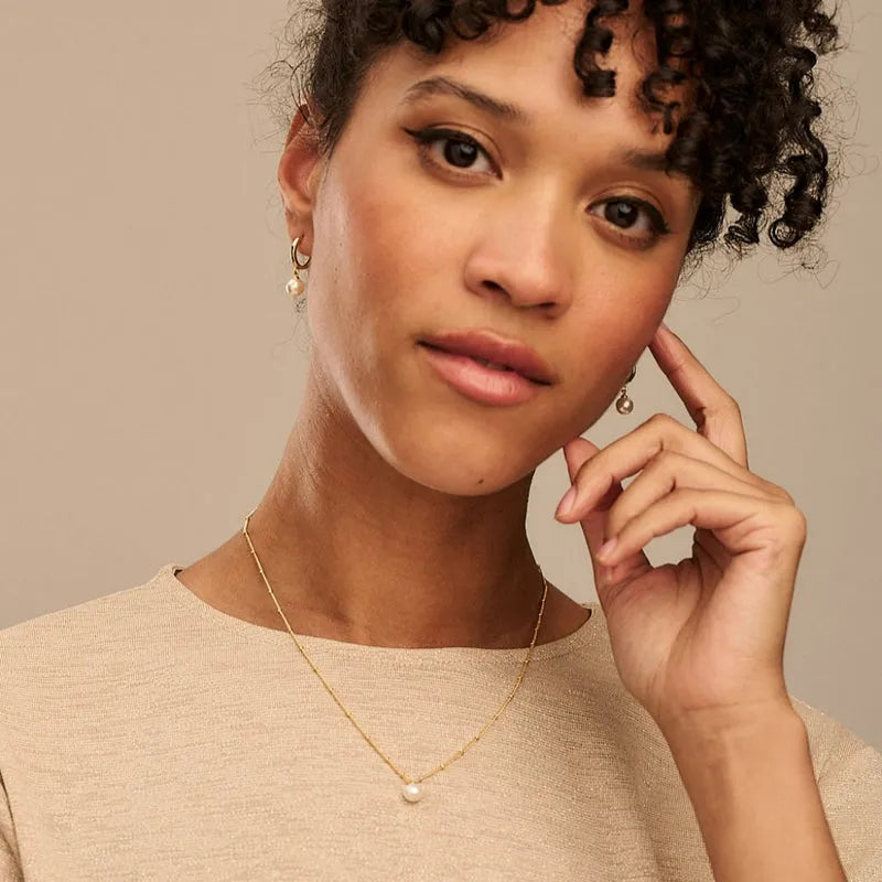 Classic Pearl Necklace & Earrings Gift Set