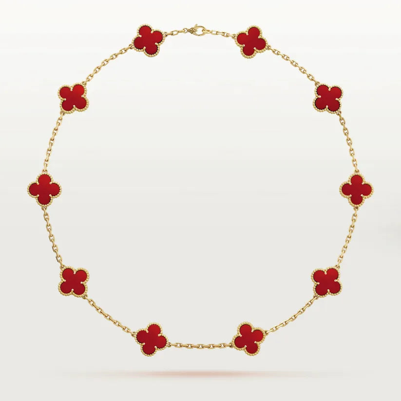 Elegant Clover Pendant Necklace