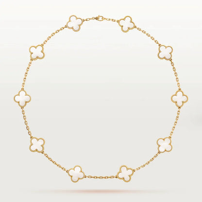 Elegant Clover Pendant Necklace