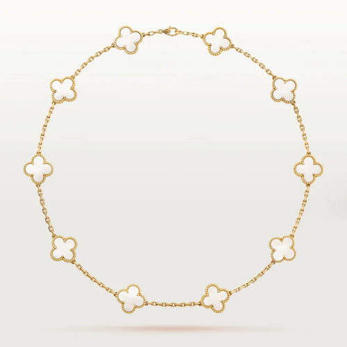 Elegant Clover Pendant Necklace