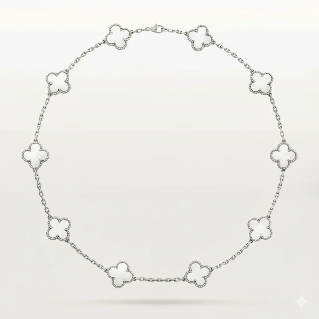 Elegant Clover Pendant Necklace