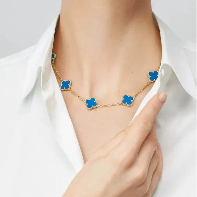 Elegant Clover Pendant Necklace