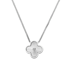 Golden Clover Necklace – 18K Gold Plated