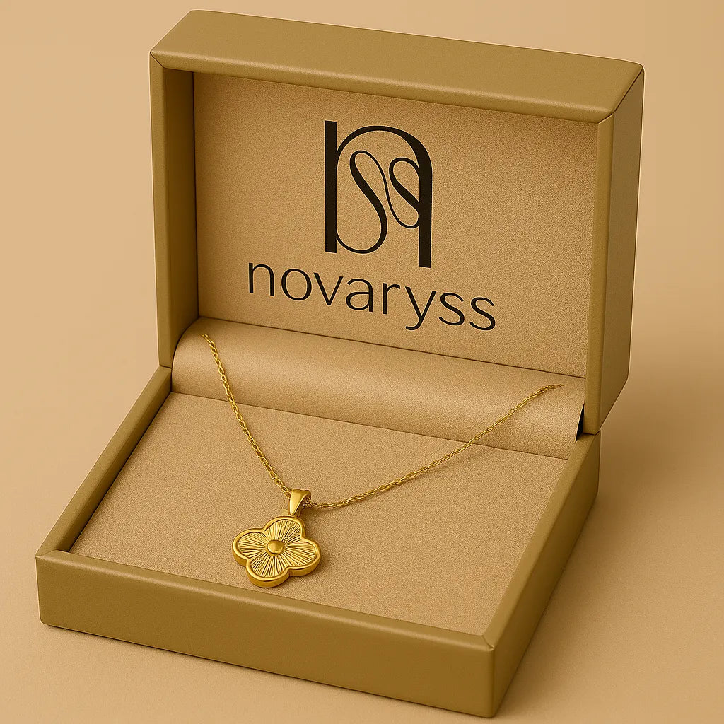 Golden Clover Necklace – 18K Gold Plated