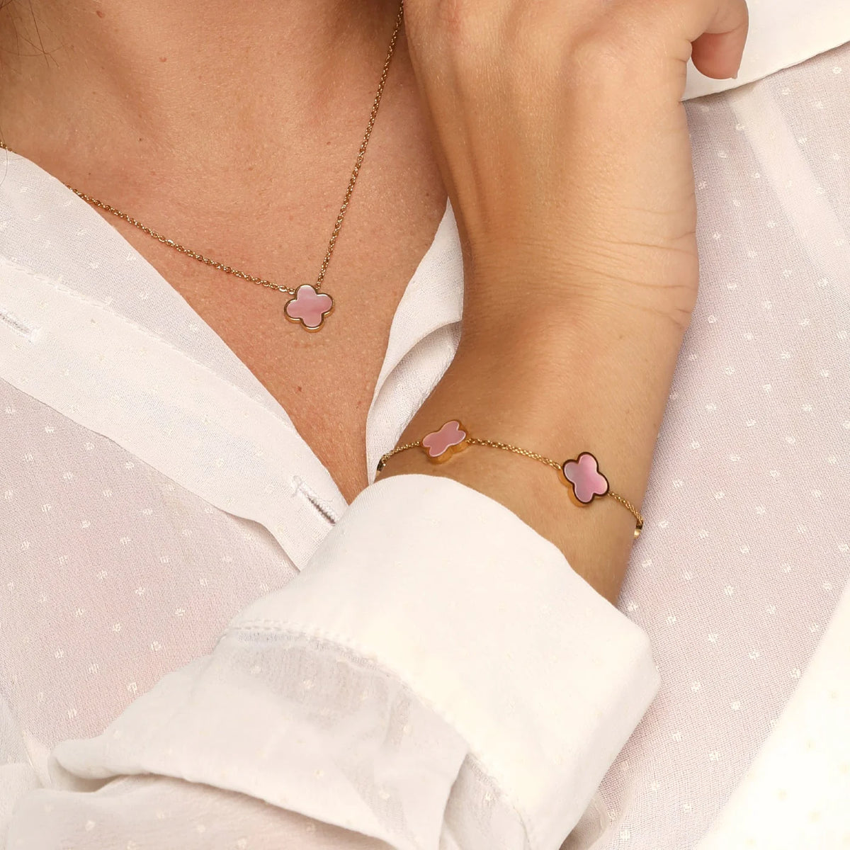 Lucky Rose Clover Bracelet - 18K Gold Plated