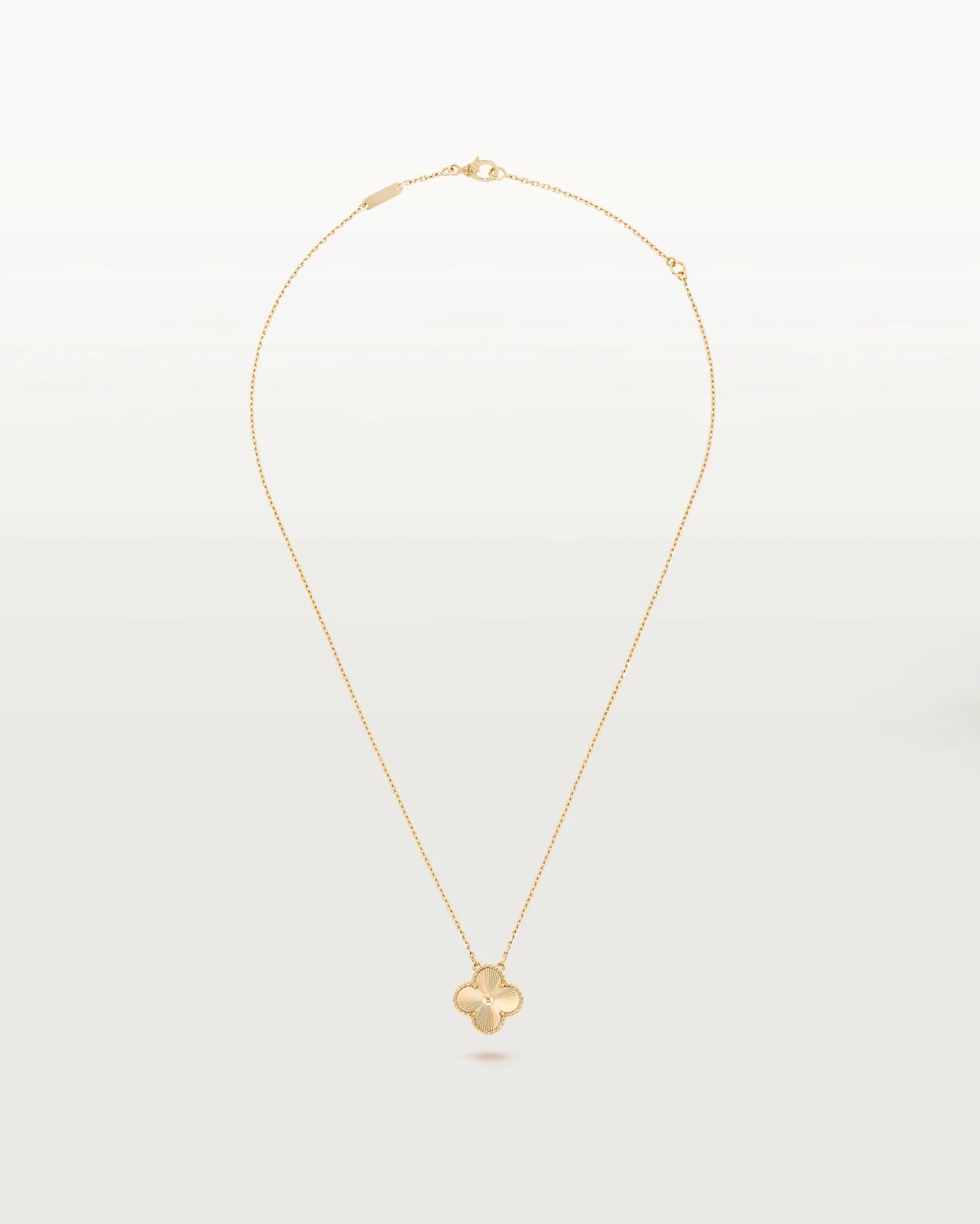 Lucky Clover Pendant Necklace